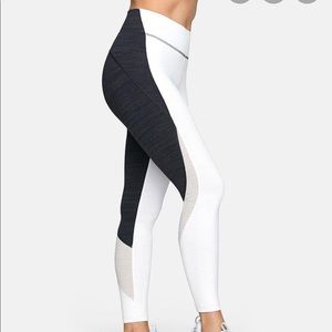 Outdoor Voices color block leggings